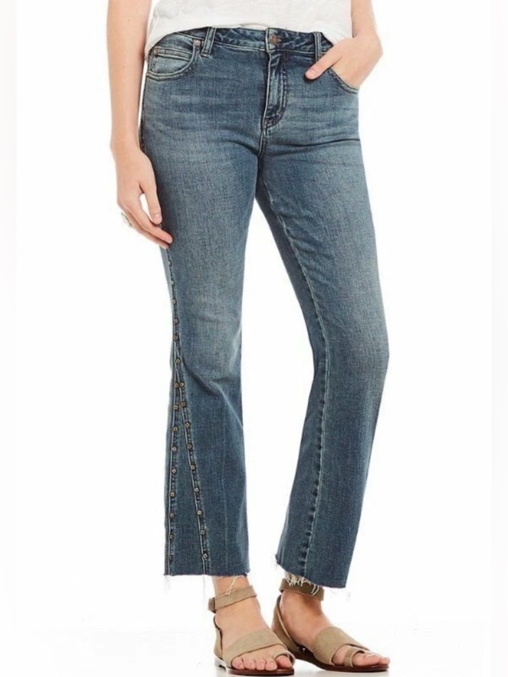 Free‎ People Studded Novelty Flare Jeans Size 26 Inseam 28” NWT